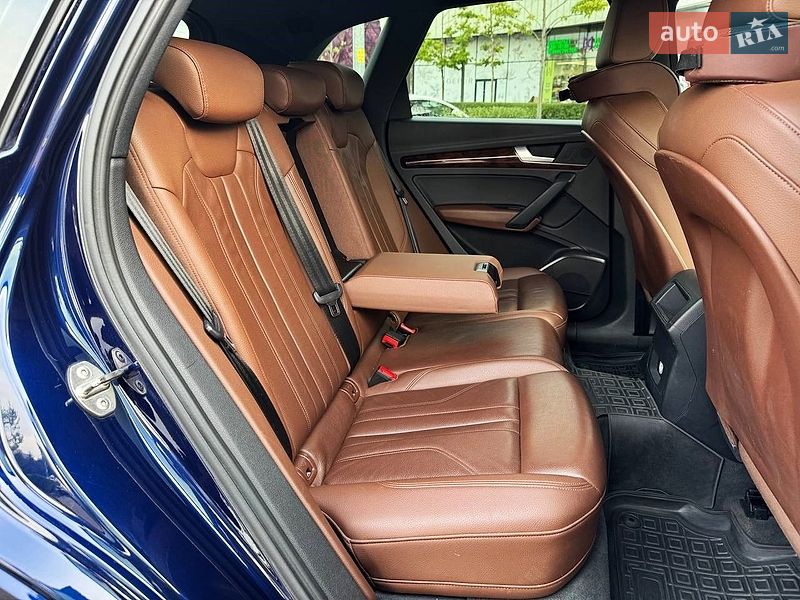 Внедорожник / Кроссовер Audi Q5 2017 в Киеве фото 15 Внедорожник / Кроссовер Audi Q5 2017 в Киеве