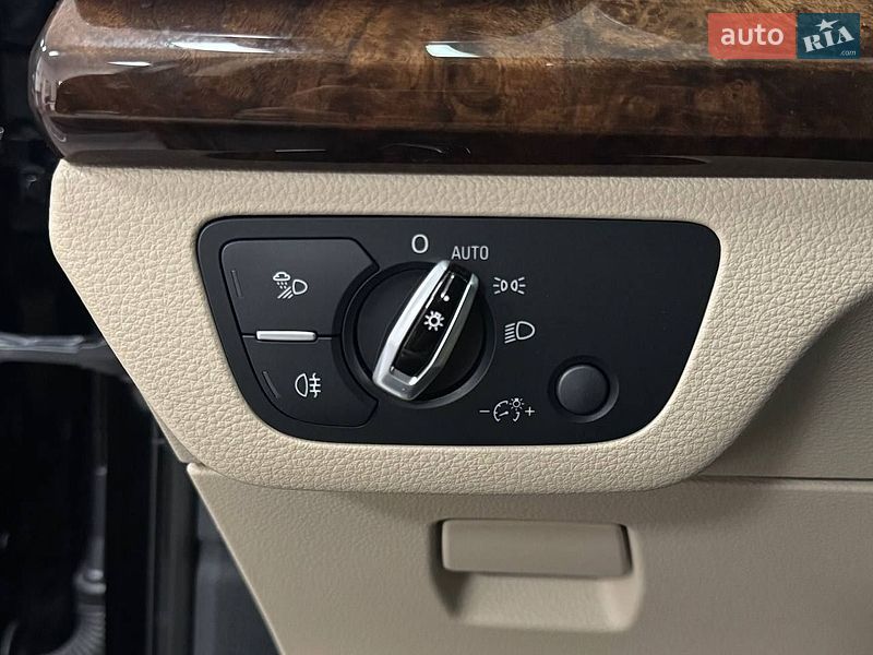Позашляховик / Кросовер Audi Q5 2017 в Києві