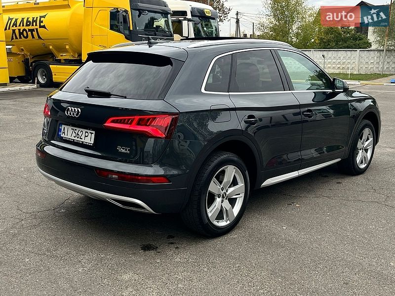 Позашляховик / Кросовер Audi Q5 2017 в Василькові
