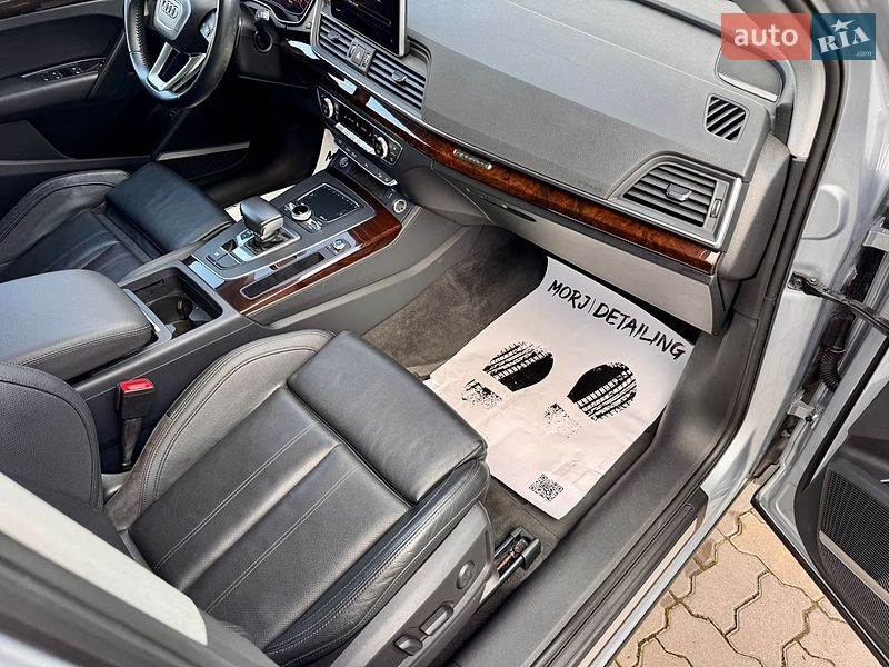 Позашляховик / Кросовер Audi Q5 2018 в Нововолинську
