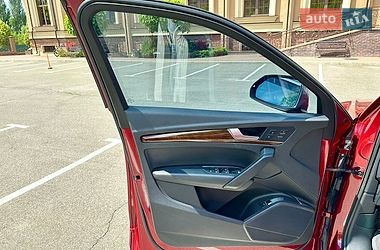 Внедорожник / Кроссовер Audi Q5 2018 в Киеве фото 26 Внедорожник / Кроссовер Audi Q5 2018 в Киеве