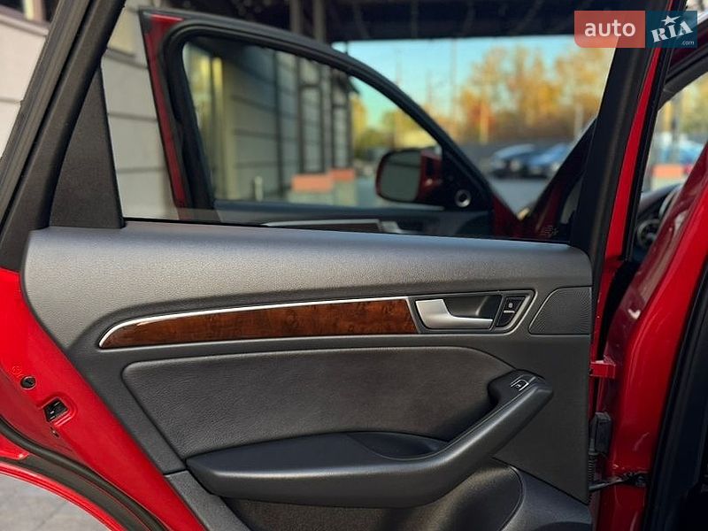 Внедорожник / Кроссовер Audi Q5 2015 в Львове