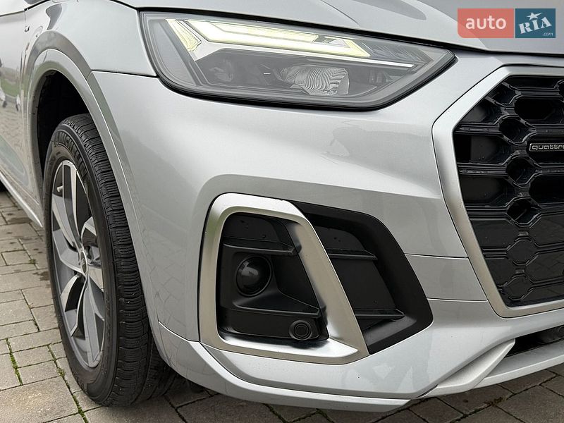 Внедорожник / Кроссовер Audi Q5 2022 в Ровно