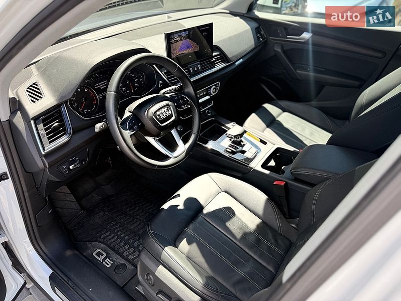 Внедорожник / Кроссовер Audi Q5 2023 в Львове