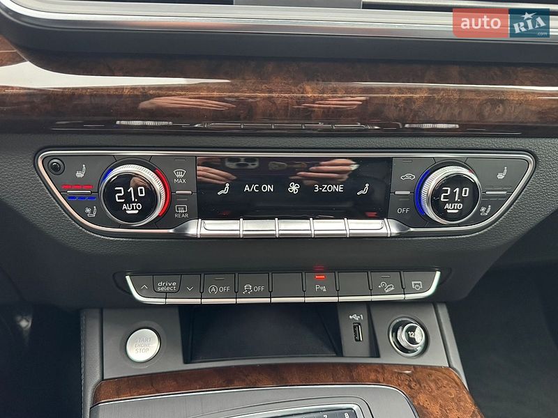 Позашляховик / Кросовер Audi Q5 2019 в Одесі