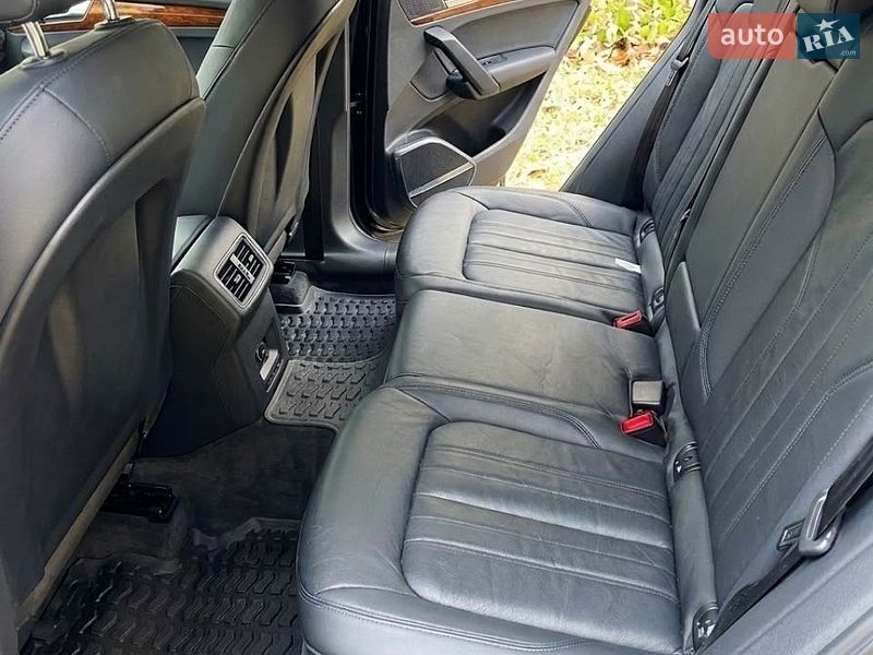 Внедорожник / Кроссовер Audi Q5 2017 в Чернигове