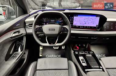 Внедорожник / Кроссовер Audi Q6 e-tron 2024 в 