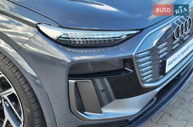 Внедорожник / Кроссовер Audi Q6 e-tron 2024 в 