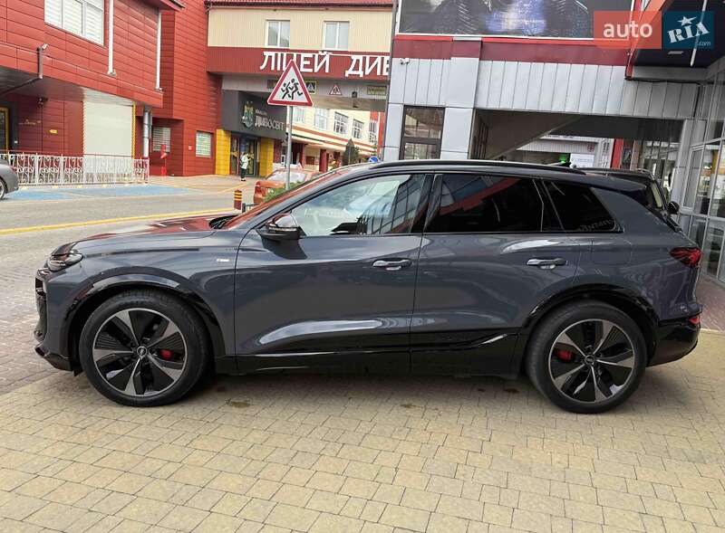 Внедорожник / Кроссовер Audi Q6 e-tron 2024 в Львове