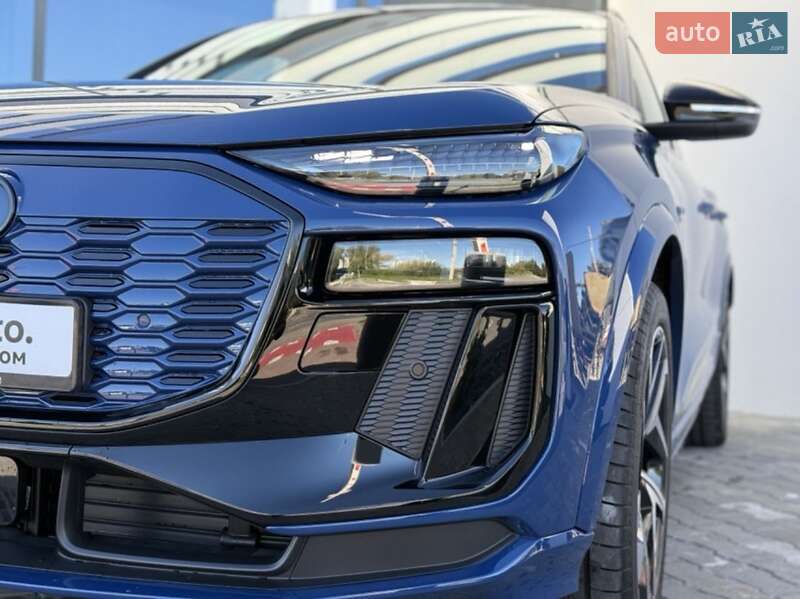 Позашляховик / Кросовер Audi Q6 e-tron 2024 в Хмельницькому