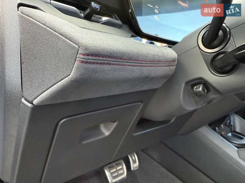 Позашляховик / Кросовер Audi Q6 e-tron 2024 в Хмельницькому