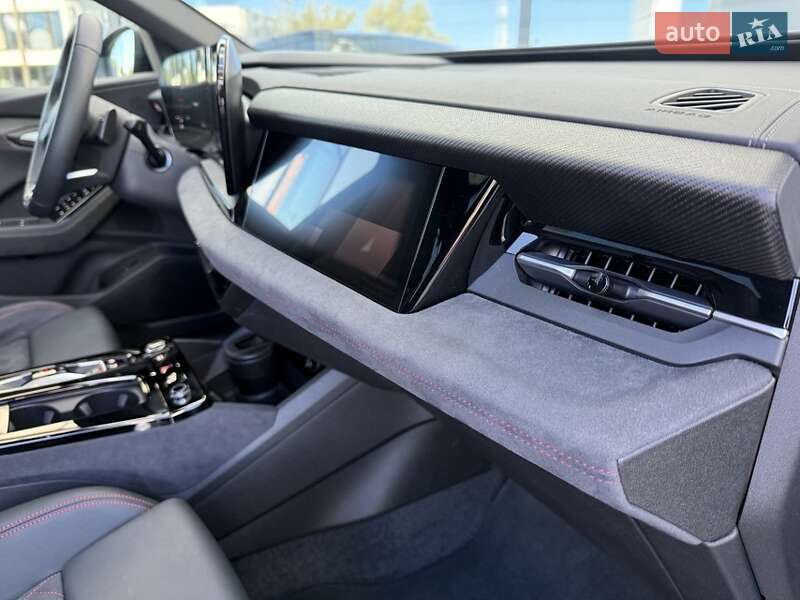 Позашляховик / Кросовер Audi Q6 e-tron 2024 в Хмельницькому