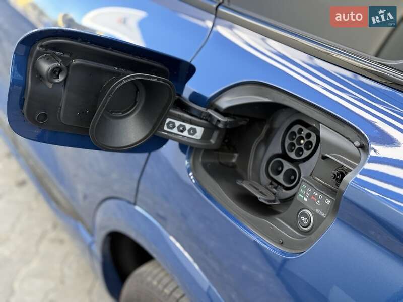 Позашляховик / Кросовер Audi Q6 e-tron 2024 в Хмельницькому