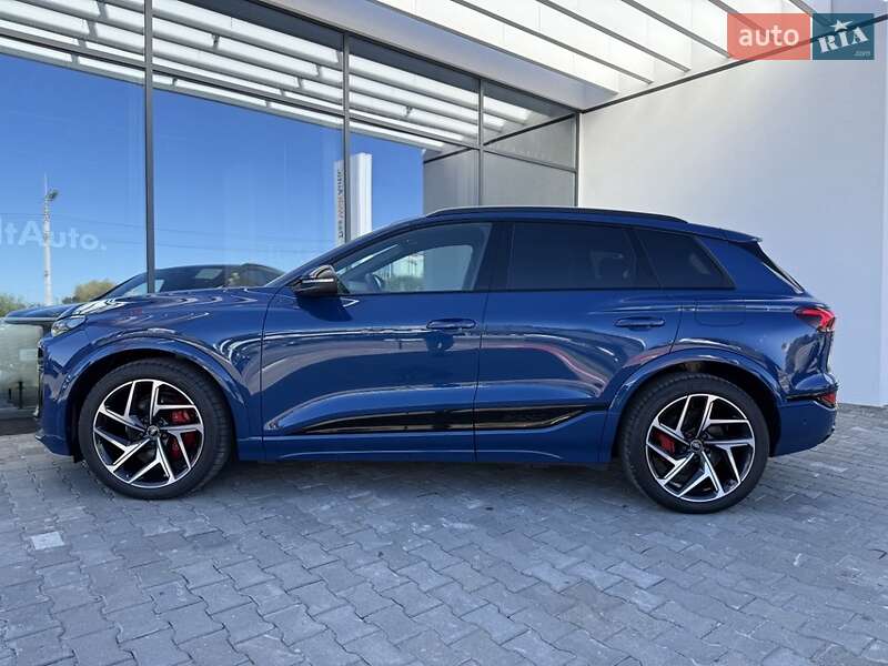 Позашляховик / Кросовер Audi Q6 e-tron 2024 в Хмельницькому