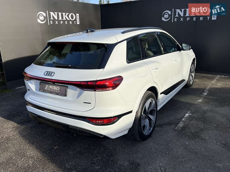 Внедорожник / Кроссовер Audi Q6 e-tron 2025 в Львове