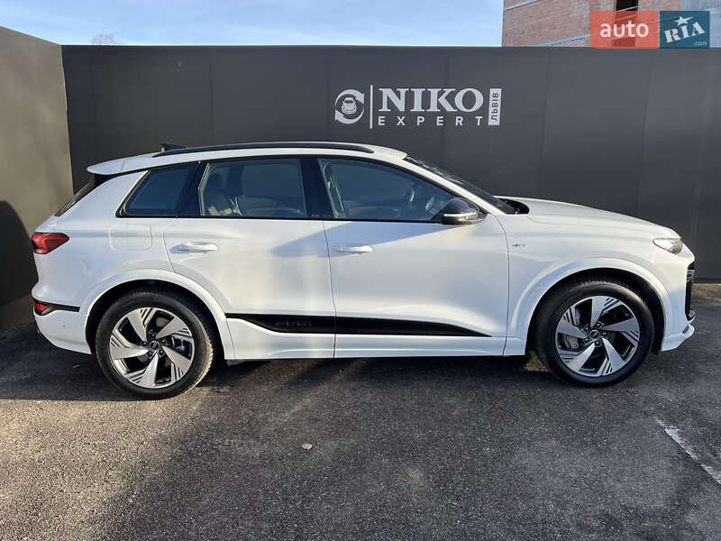 Внедорожник / Кроссовер Audi Q6 e-tron 2025 в Львове