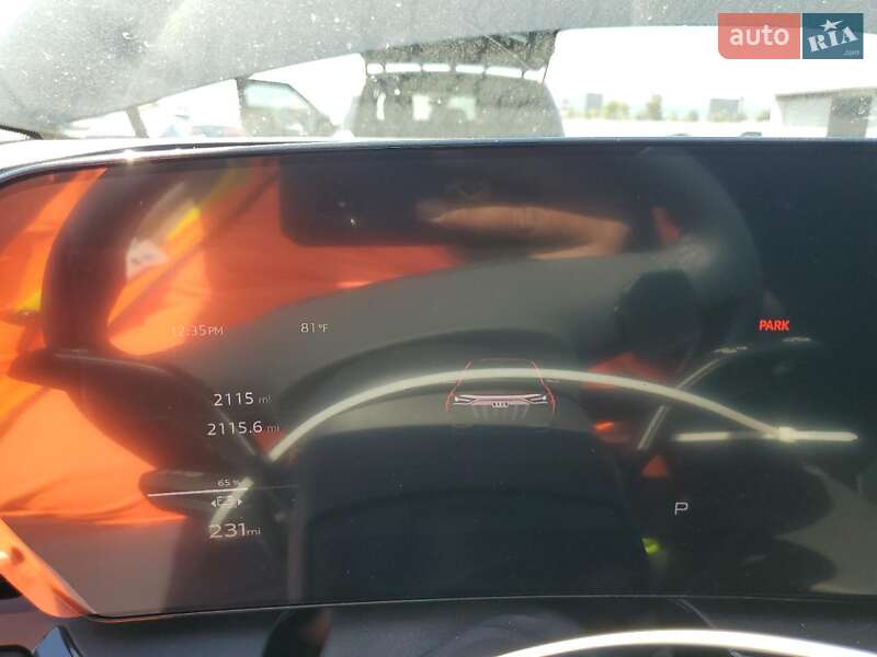 Внедорожник / Кроссовер Audi Q6 e-tron 2025 в Ивано-Франковске