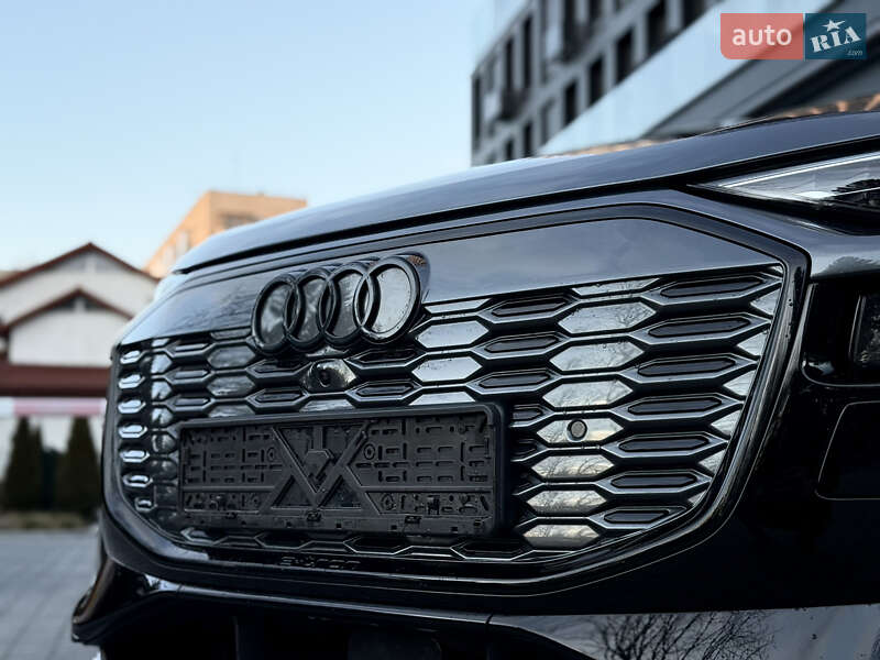 Внедорожник / Кроссовер Audi Q6 e-tron 2024 в Львове