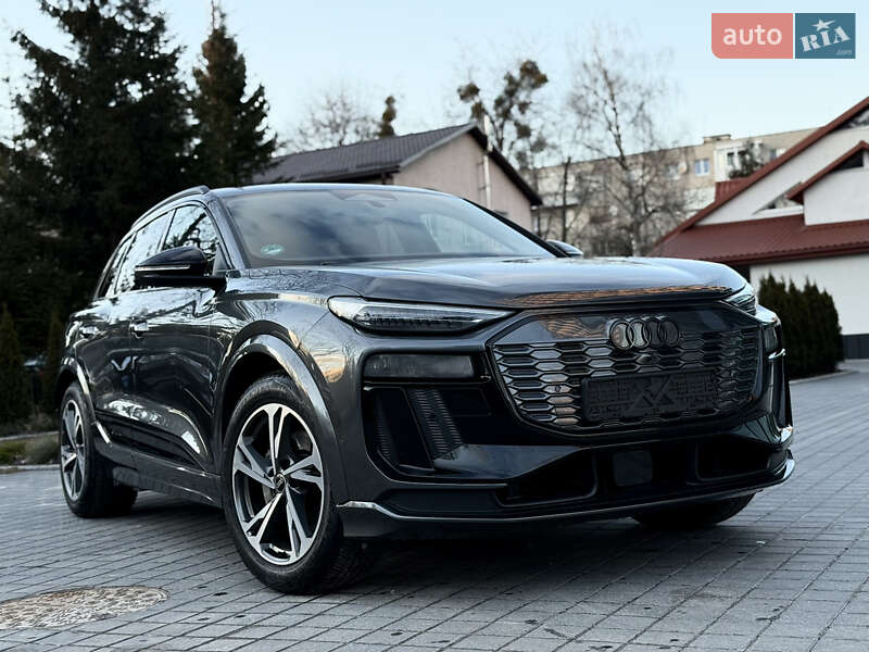 Внедорожник / Кроссовер Audi Q6 e-tron 2024 в Львове