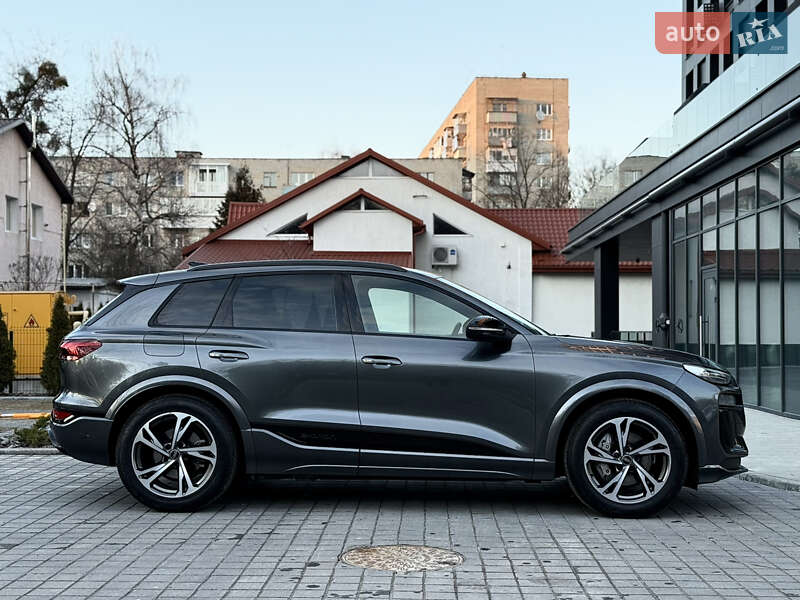 Внедорожник / Кроссовер Audi Q6 e-tron 2024 в Львове