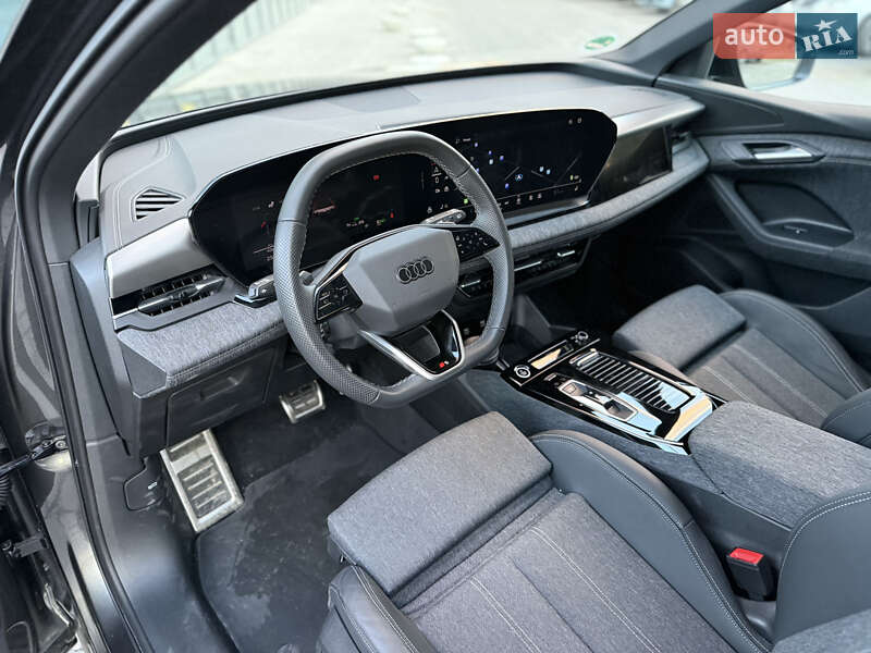 Внедорожник / Кроссовер Audi Q6 e-tron 2024 в Львове