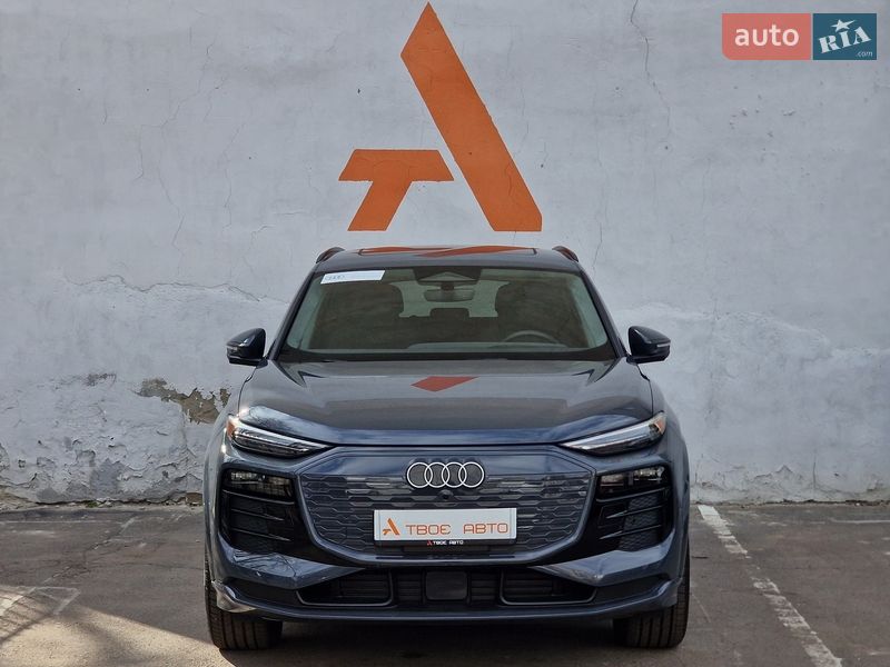 Внедорожник / Кроссовер Audi Q6 e-tron 2024 в Одессе