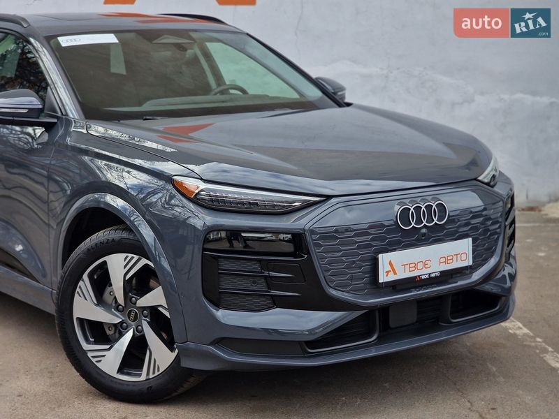 Внедорожник / Кроссовер Audi Q6 e-tron 2024 в Одессе