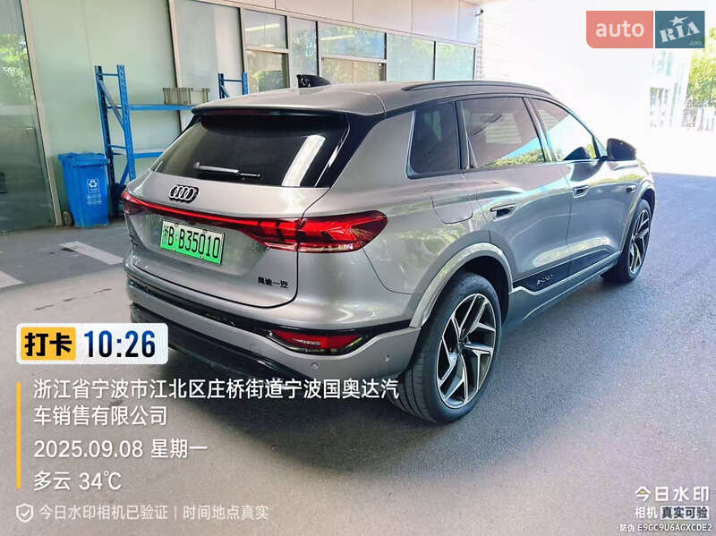 Позашляховик / Кросовер Audi Q6L e-tron 2025 в Києві