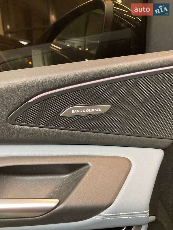 Внедорожник / Кроссовер Audi Q6L e-tron 2025 в Львове