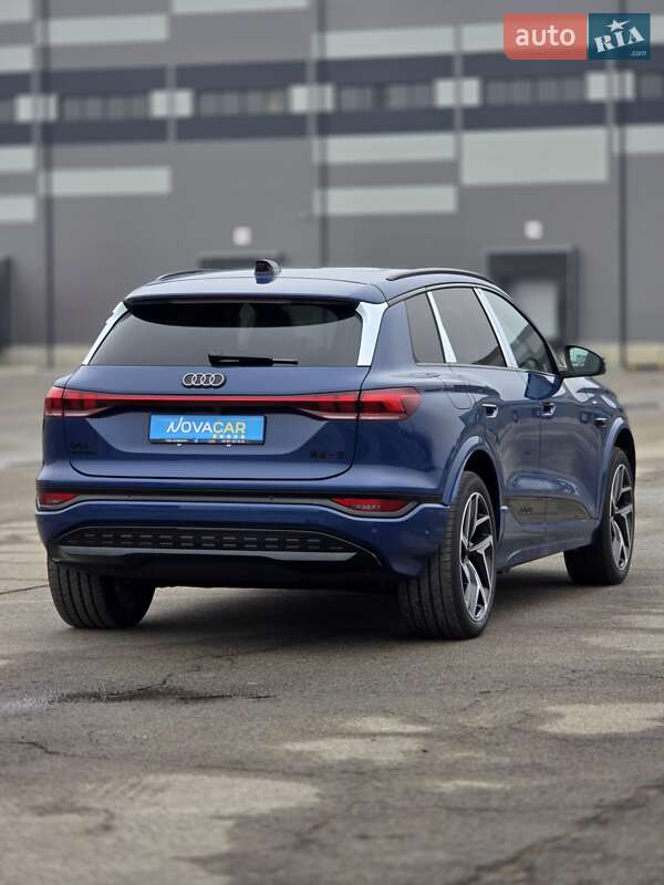 Внедорожник / Кроссовер Audi Q6L e-tron 2025 в Киеве