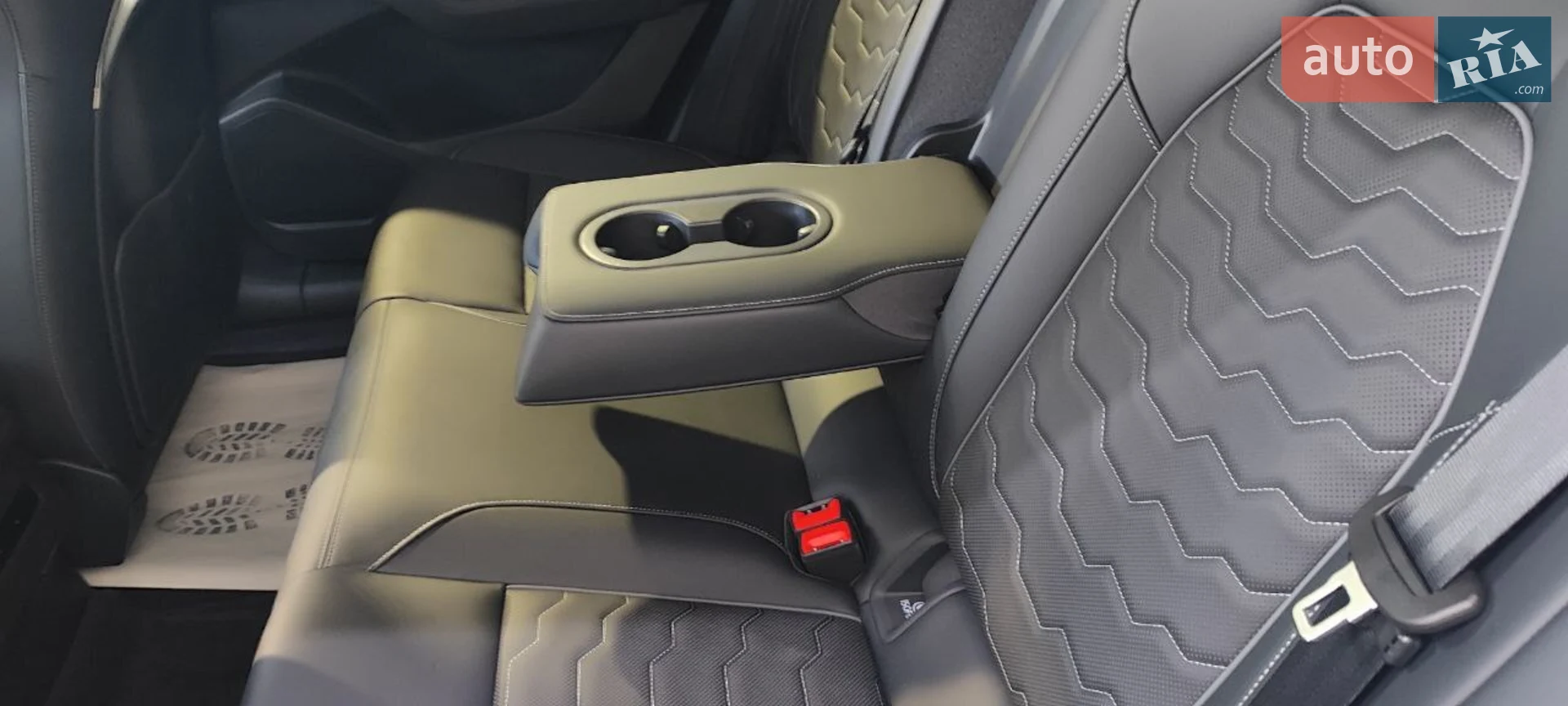 2025 Audi Q6 - мініатюра 25