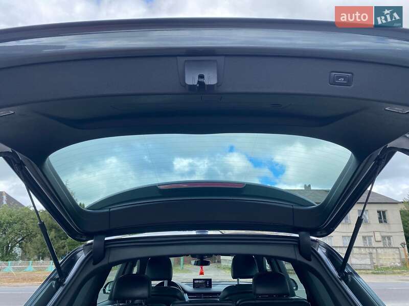 Минивэн Audi Q7 e-tron 2016 в Радехове