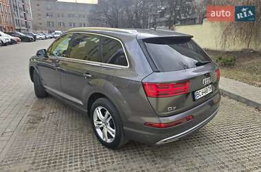 Внедорожник / Кроссовер Audi Q7 e-tron 2018 в 