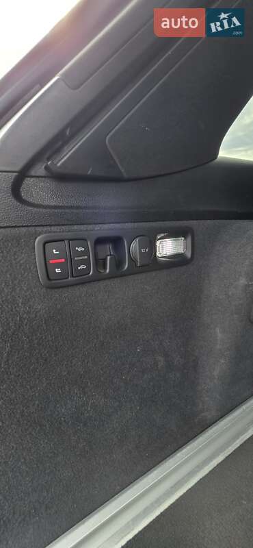 Позашляховик / Кросовер Audi Q7 e-tron 2016 в Шептицькому