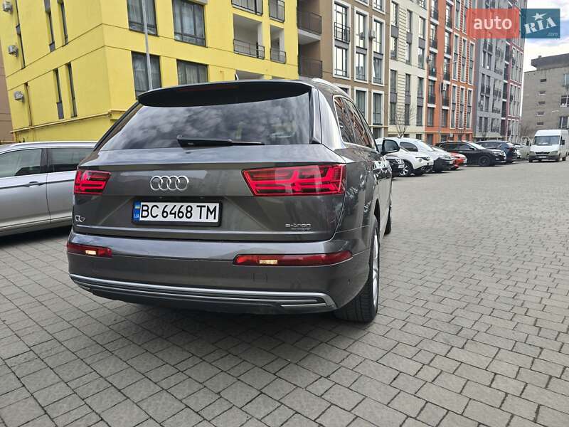 Внедорожник / Кроссовер Audi Q7 e-tron 2018 в Львове