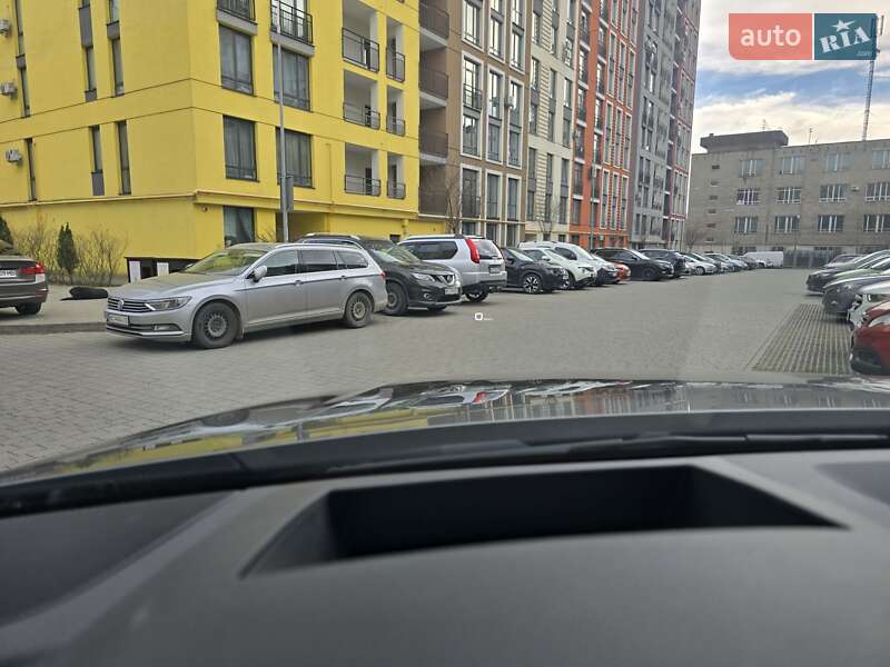 Внедорожник / Кроссовер Audi Q7 e-tron 2018 в Львове