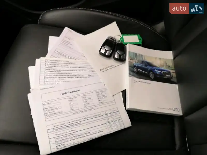 Позашляховик / Кросовер Audi Q7 e-tron 2016 в Ужгороді документ