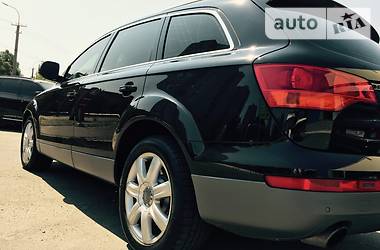 Внедорожник / Кроссовер Audi Q7 2007 в 