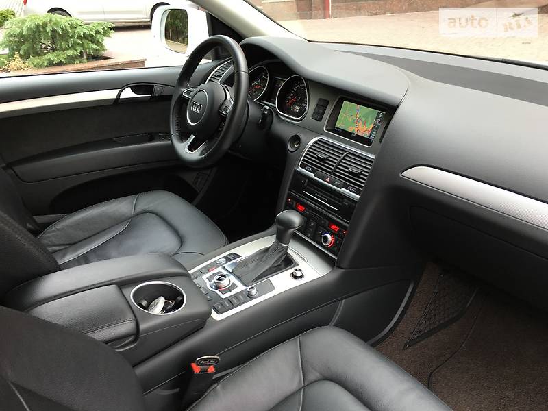 Позашляховик / Кросовер Audi Q7 2014 в Ірпені