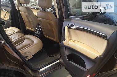 Внедорожник / Кроссовер Audi Q7 2011 в 