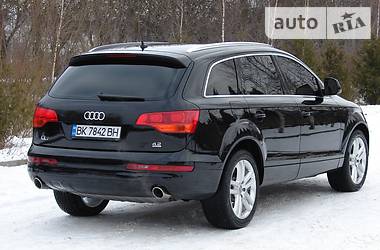 Внедорожник / Кроссовер Audi Q7 2007 в Ровно