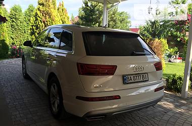  Audi Q7 2015 в Кропивницком