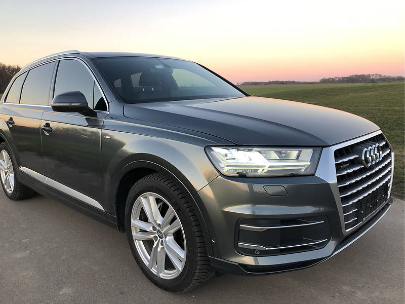 Внедорожник / Кроссовер Audi Q7 2015 в Лубнах