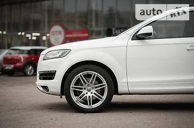 Внедорожник / Кроссовер Audi Q7 2010 в Харькове