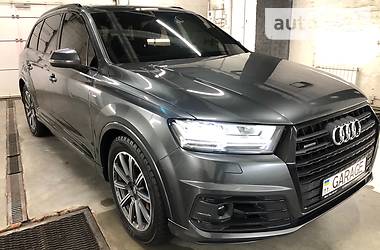 Внедорожник / Кроссовер Audi Q7 2017 в Киеве