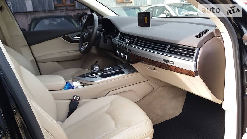 Внедорожник / Кроссовер Audi Q7 2015 в Одессе