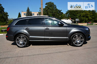 Внедорожник / Кроссовер Audi Q7 2014 в 