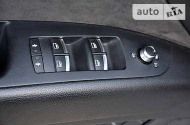 Внедорожник / Кроссовер Audi Q7 2014 в 