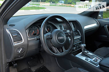 Внедорожник / Кроссовер Audi Q7 2014 в 
