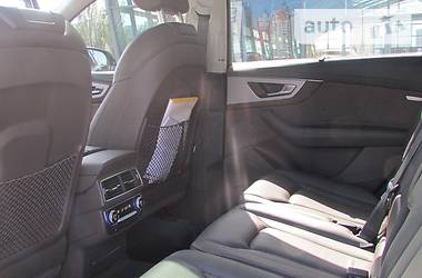 Позашляховик / Кросовер Audi Q7 2015 в Києві